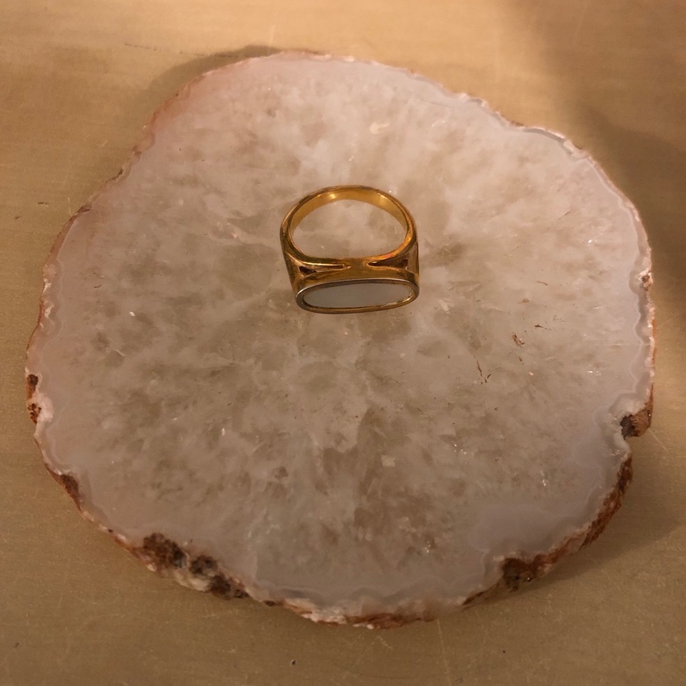 Beautiful gold ring